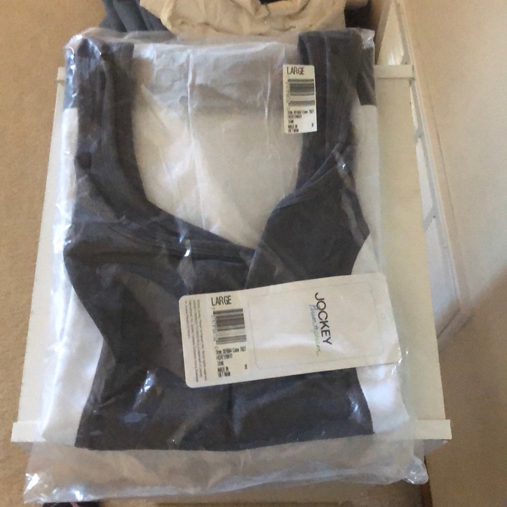 Jockey person to person tank